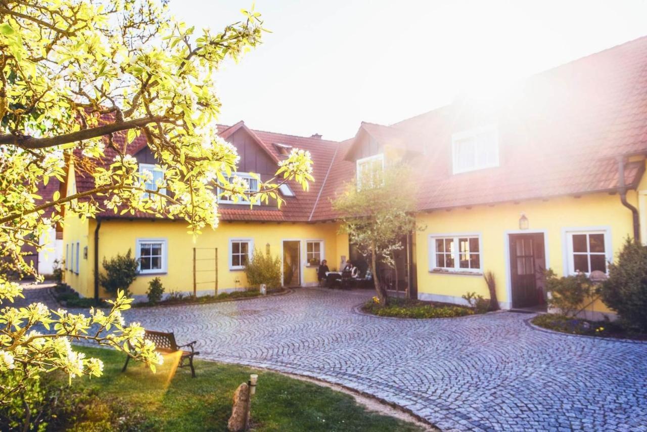 Pension Sankt Urban Зоммерах Екстер'єр фото