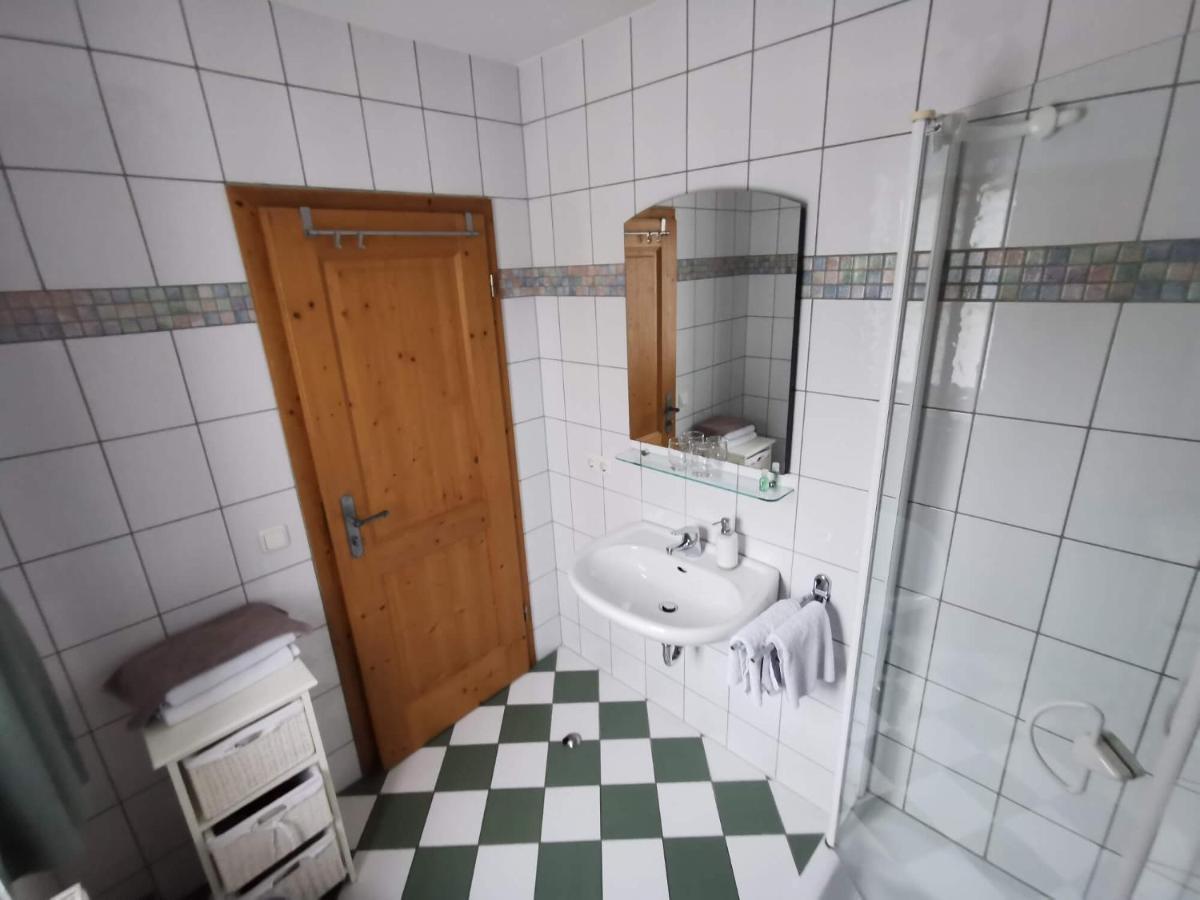 Pension Sankt Urban Зоммерах Екстер'єр фото